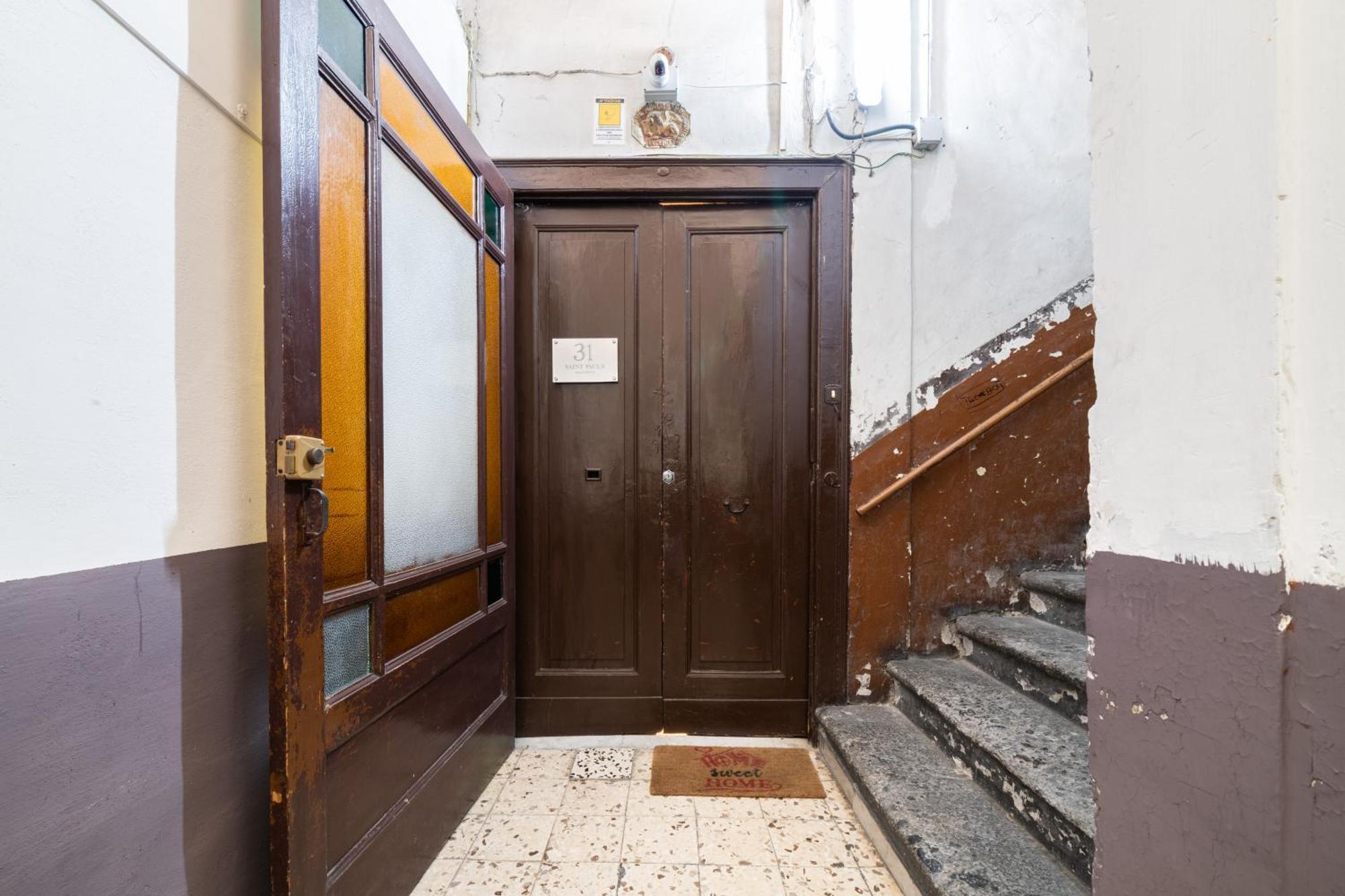 31 Saint Paul'S Apartment By Domusextra Naples Exterior photo